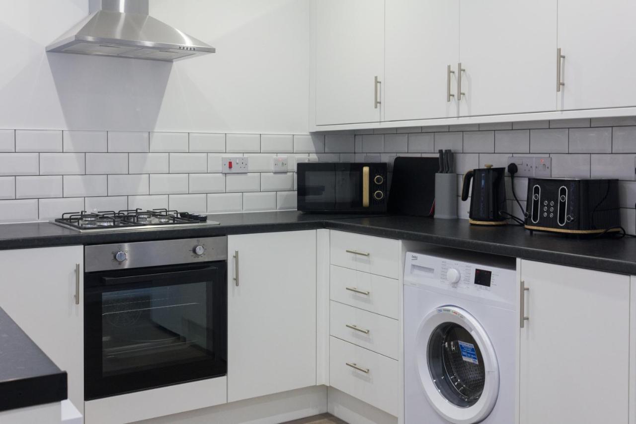 Boaler House, Modern 4 Bed House With Parking Sleeps 8 Villa ลิเวอร์พูล ภายนอก รูปภาพ
