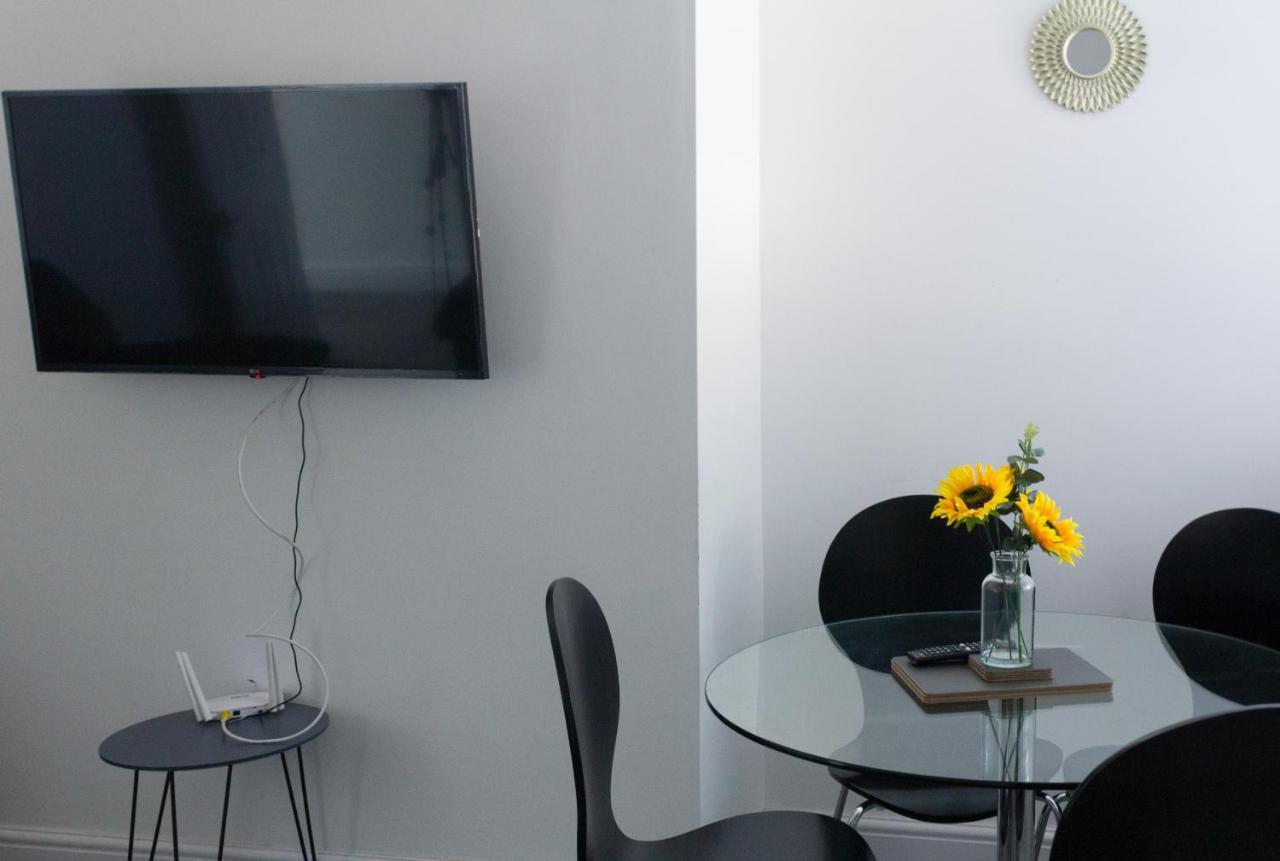 Boaler House, Modern 4 Bed House With Parking Sleeps 8 Villa ลิเวอร์พูล ภายนอก รูปภาพ
